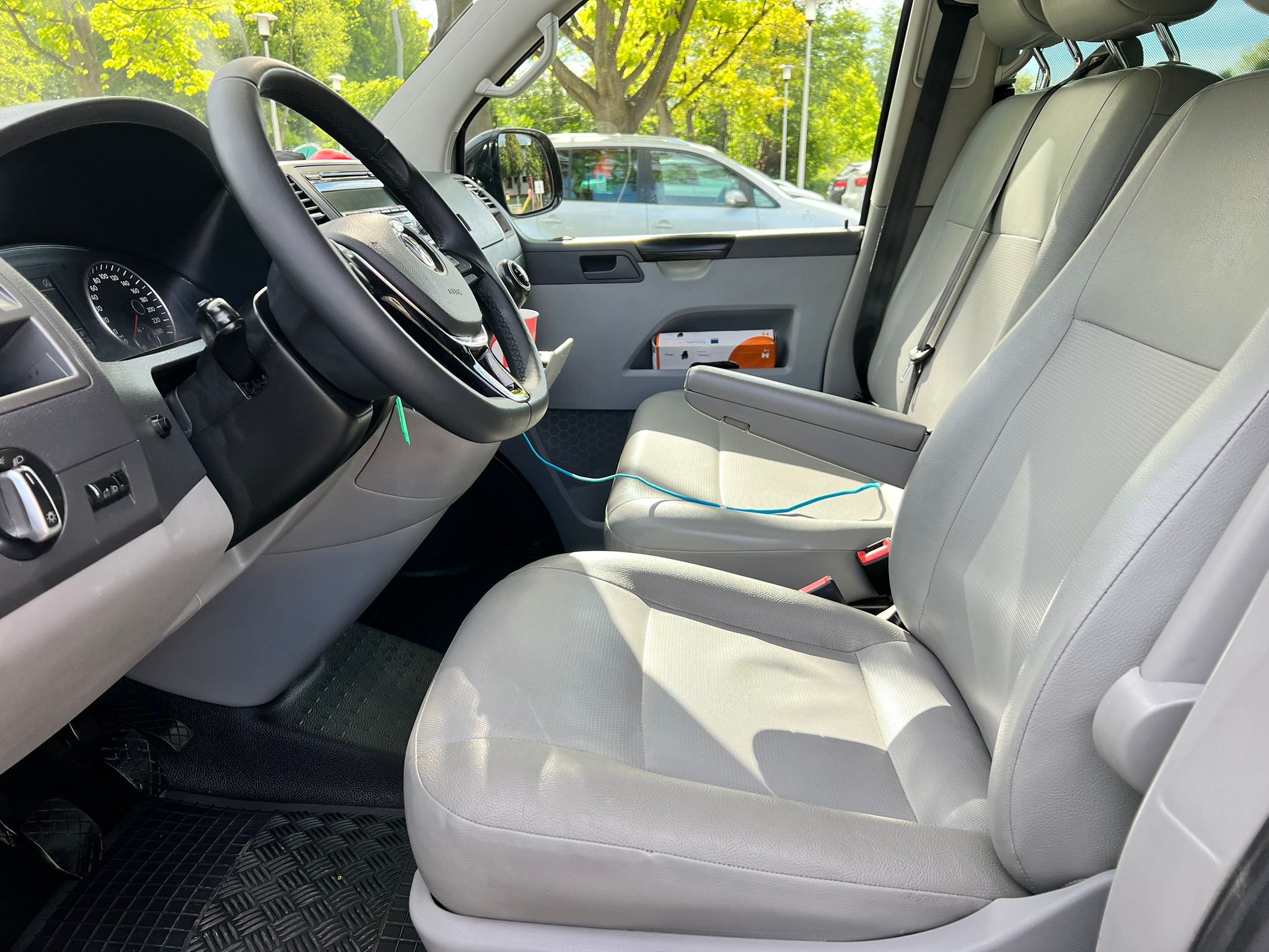 b4abf7b5-e02b-4b99-9287-a1318cb334c1